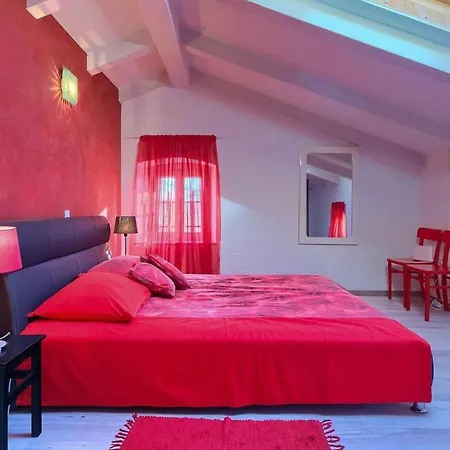 Jona Holiday home Porec